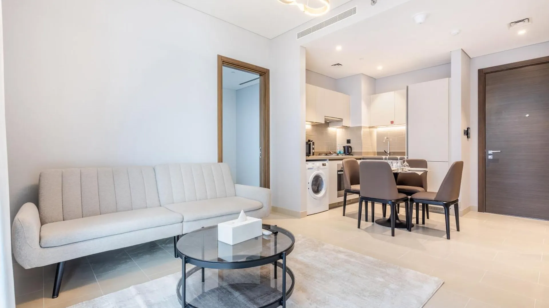 Stay By Latinem Luxury 1Br Plus Study Holiday Home Cv A2812 Near Downtown Dubai